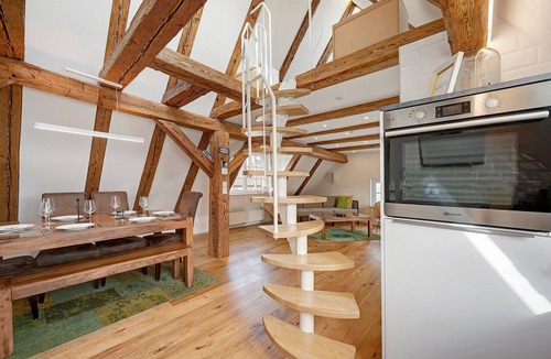 Lorch Apartment | Historic Accommodation in Lorch