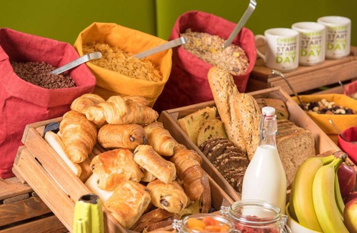 Saint-Etienne-du-Rouvray Hotel | Hotel ∙ 23 guests