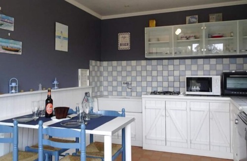 Mesnil-Val-Plage House | Holiday home in Criel sur Mer with balcony