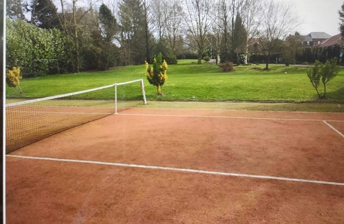 Villers-Outreaux House | Holiday villa 700 m2 heated swimming pool Tennis court