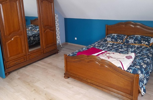 Calais House | Homerez - Beautiful house for 3 ppl. with garden and terrace at Calais