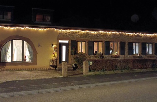 Bassemberg House | Homerez - Charming house in Bassemberg with a fenced garden