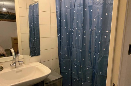 Montmorency Apartment | Homerez - Cosy Apt Montmorency