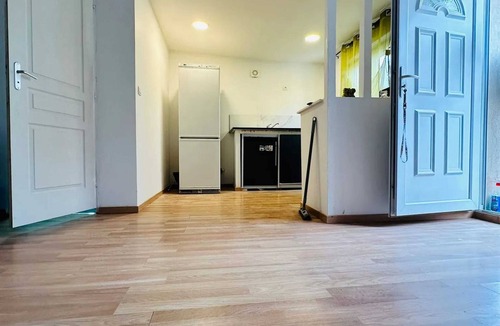 Clermont House | Homerez - Cozy house near Paris with terrace