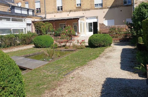 Sedan Apartment | Homerez - Cozy Studio in Sedan with Fenced Garden 22 m²