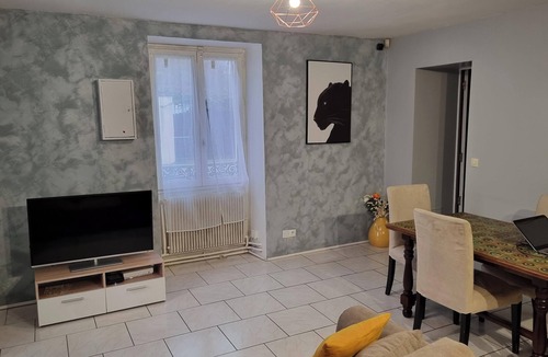 Saint-Michel-sur-Orge House | Homerez - House in Saint-Michel-sur-Orge
