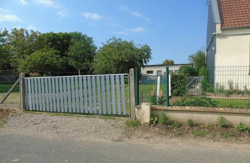 Avesnes-en-Val House | Homerez - House in Avesnes-en-Val