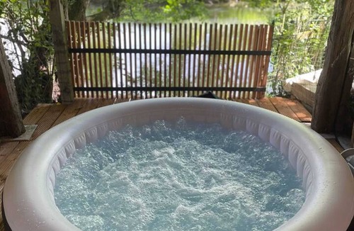 Brunoy House | Homerez - House with Jacuzzi in Brunoy