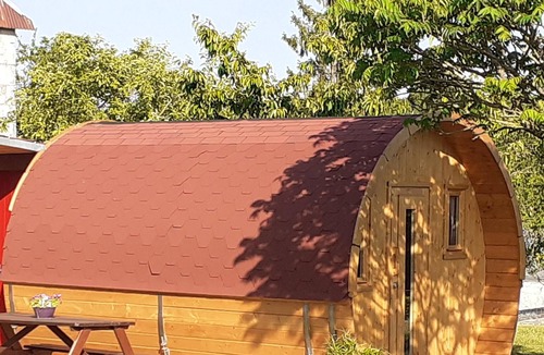 Aubenton House | Homerez - Nice property for 2 ppl. with garden at Aubenton