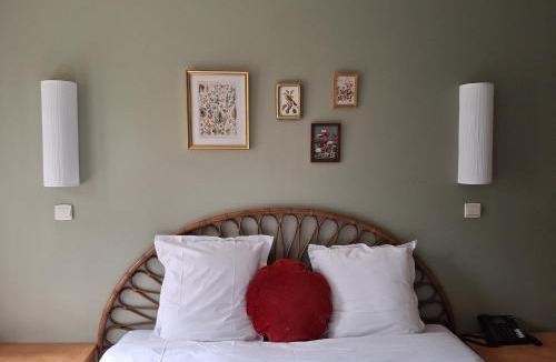 Lamorlaye Hotel | Hostellerie Du Lys