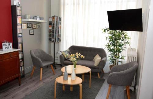 Armentieres Hotel | Hotel Joly