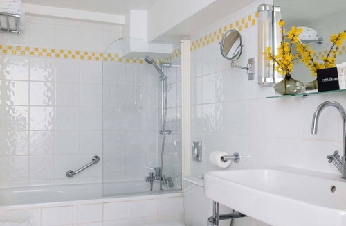 8th Arrondissement Hotel | Hotel Le Colisee