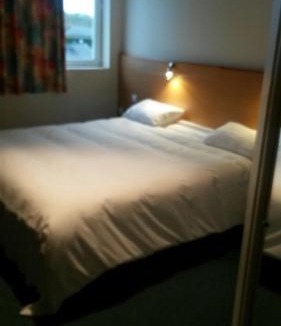 Gournay-en-Bray Hotel | Hotel Le Saint Aubin