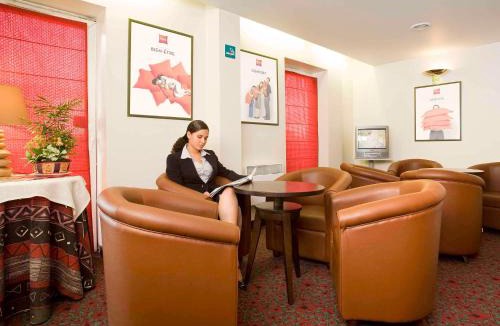 La Courneuve Hotel | Hotel Mermoz Paris Le Bourget