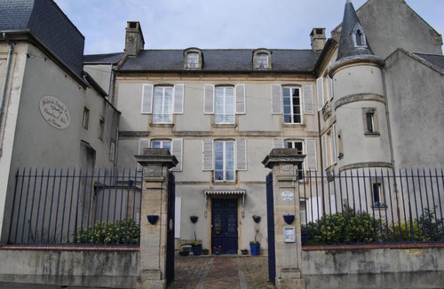 Bayeux Bed & Breakfast | Hotel Particulier de Sainte Croix
