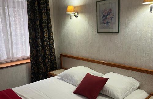 Givet Hotel | Hotel Val Saint Hilaire