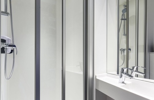 Roissy-en-France Hotel | hotelF1 Roissy CDG