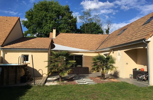 Monce-en-Belin House | House 5 minutes from the Circuit