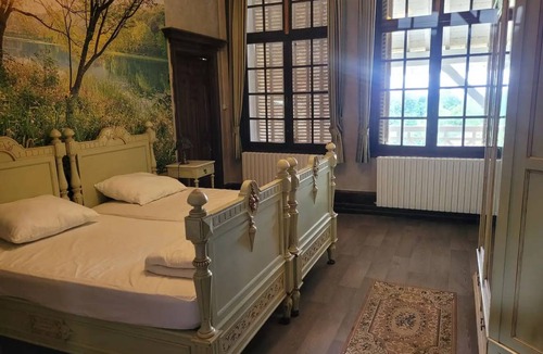 Le Chesne House | House ∙ 7 bedrooms ∙ 15 guests