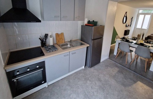 Feignies House | House-Basic-Ensuite with Shower-Terrace
