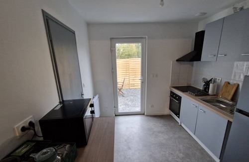 Feignies House | House-Basic-Ensuite with Shower-Terrace