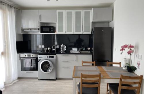 Gonesse Apartment | HOUSE COSY ONE