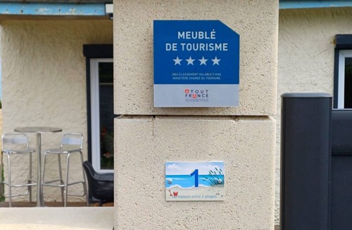 Mesnil-Val House | HOUSE. LOVELY SEA AND CLIFF VIEWS RATED 4-STAR FURNITURE