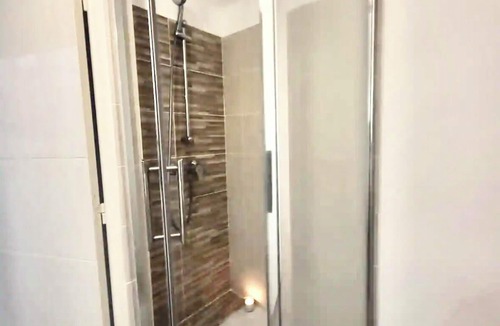La Courneuve Apartment | Housing La Courneuve-Aubervilliers RERB