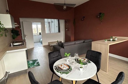 Boulogne-sur-Mer Apartment | HYPER CENTRE A 100 M DES REMPARTS VEILLE VILLE , possible tout faire à pieds