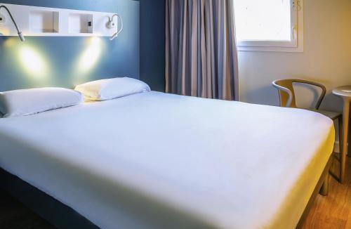 Reims Hotel | ibis budget Reims Parc Des Expositions