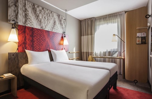 La Courneuve Hotel | Ibis Paris le Bourget
