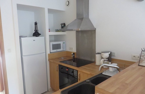 Clairvaux-les-Lacs Apartment | Ideally located apartment with terrace 10 minutes from the beach