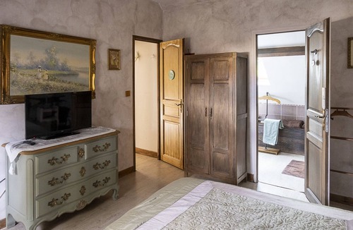 Tourny House | Impressionist Giverny Bedroom