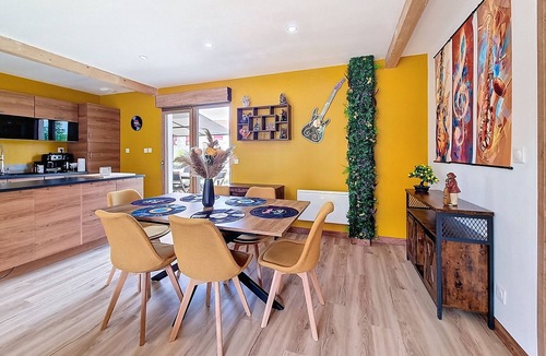 Joncreuil House | In the countryside between Lac du Der and the lakes and forests of the Orient, Le Râle d'eau