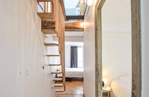 Dieppe Apartment | In the old town of Dieppe, a few 100 m from the sandy beach, you will find this beautiful, bright du