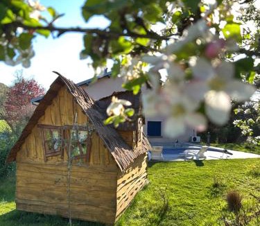 Ronchamp Cabin | Insolite avec piscine Au Bonheur Comtois