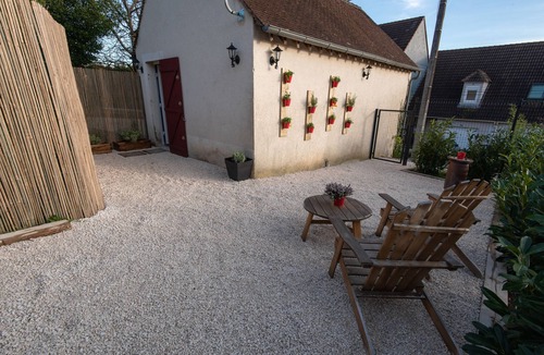 Saint-Loup-de-Naud House | J&J Room - Exceptional accommodation near Provins. www.jj-accommodation.fr