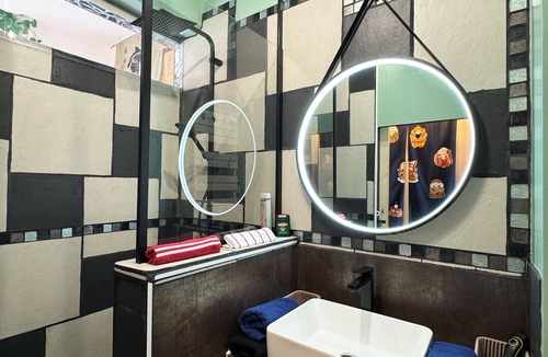 Crecy-en-Brie Apartment | Japan Room - Near Disneyland