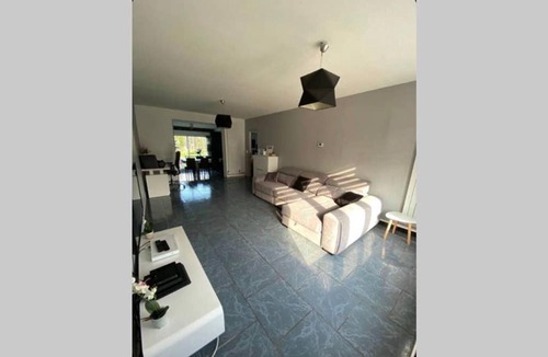 Saint-Pol-sur-Mer Apartment | Jolie maison a dunkerque