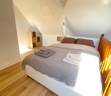 Margny-les-Compiegne House | Jolie maison Margnotine avec cour & parking privés