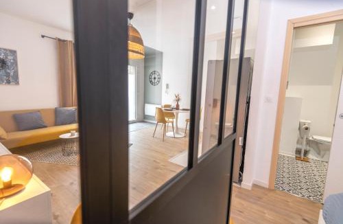Saint-Quentin Apartment | KASA SAINT QUENTIN - Tout équipé & Cosy