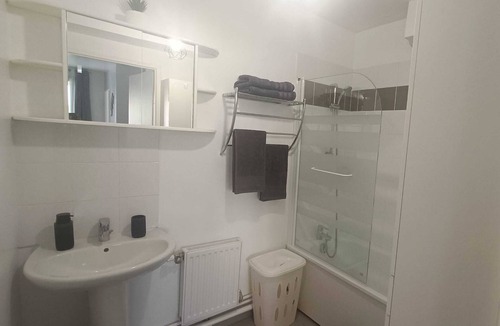Pierrefitte-sur-Seine Apartment | Kaz'zen - 50 m² de Détente