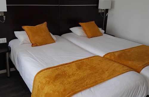 Hem Hotel | Kyriad Lille Est - Hem