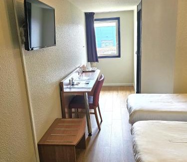 Amilly Hotel | Kyriad Montargis Amilly