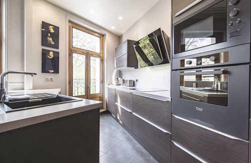 Centre Erlon Apartment | L'Élégance Vue Parc Reims