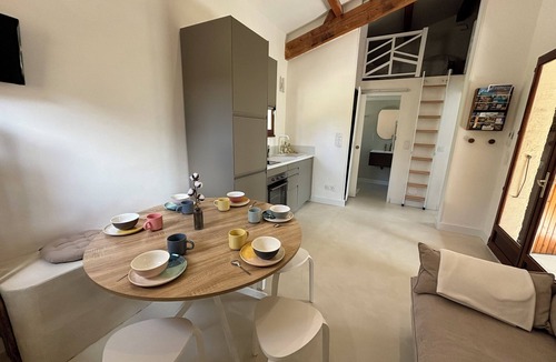 Saint-Martin-d'Ardeche House | L'Escale at the gateway to the Ardèche Gorges!