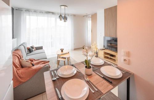 Lingolsheim Apartment | L'excellence-8min Aéroport-terrasse-Parking Privé