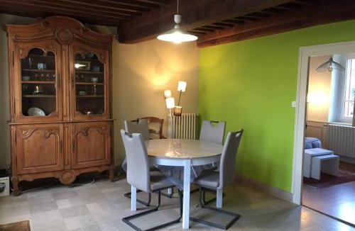 Quarre-les-Tombes House | L' Huis-au-Tilleul