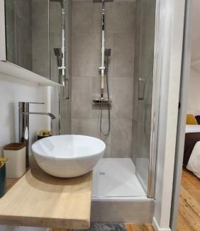 Douai House | La belle chambre au fil de l'eau