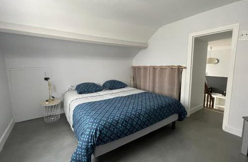 Eguzon-Chantome Apartment | La cabane du pêcheur